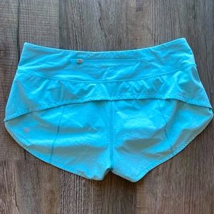 lululemon size 6 speed ups 2.5” low rise